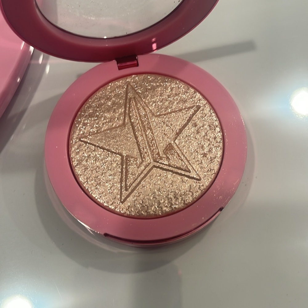 Jeffree Star Supreme Frost Highlighter - Diamond Wet (Pink)